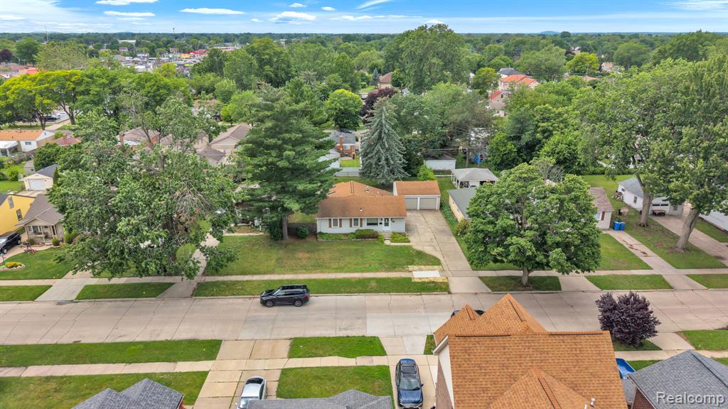 5693 Colonial Street, Dearborn Heights, MI 48127 — Photo 38