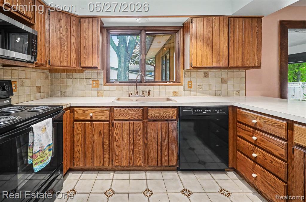 5494 Boyne Highland Trail, Clarkston, MI 48348 — Photo 9