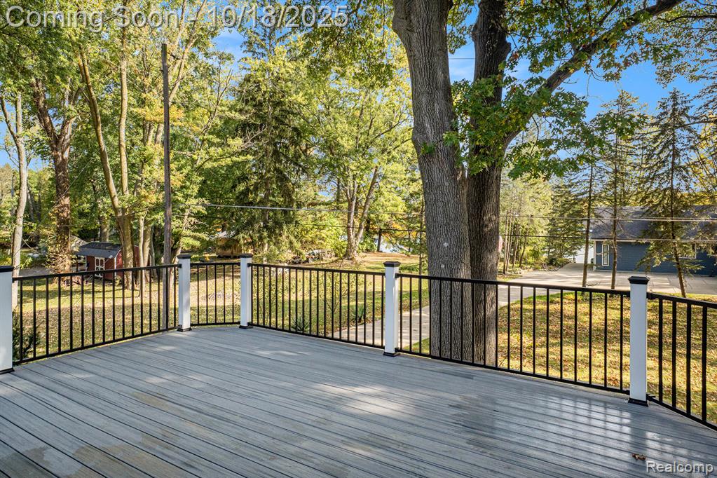 15283 Longfellow Drive, Byron, MI 48418 — Photo 23