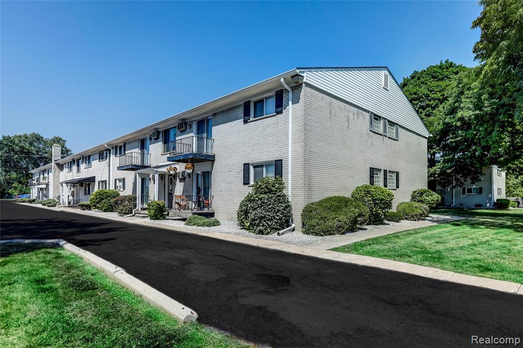 5650 Pardee Avenue, Dearborn Heights, MI 48125 — Photo 7