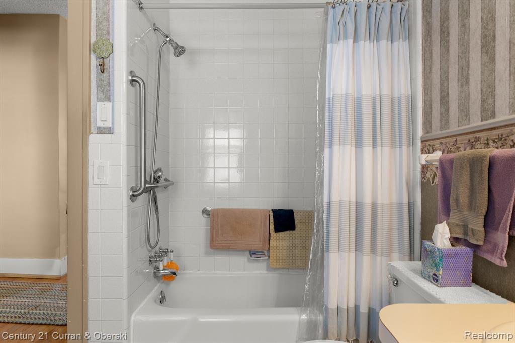 6839 ORCHARD Avenue, Dearborn, MI 48126 — Photo 22