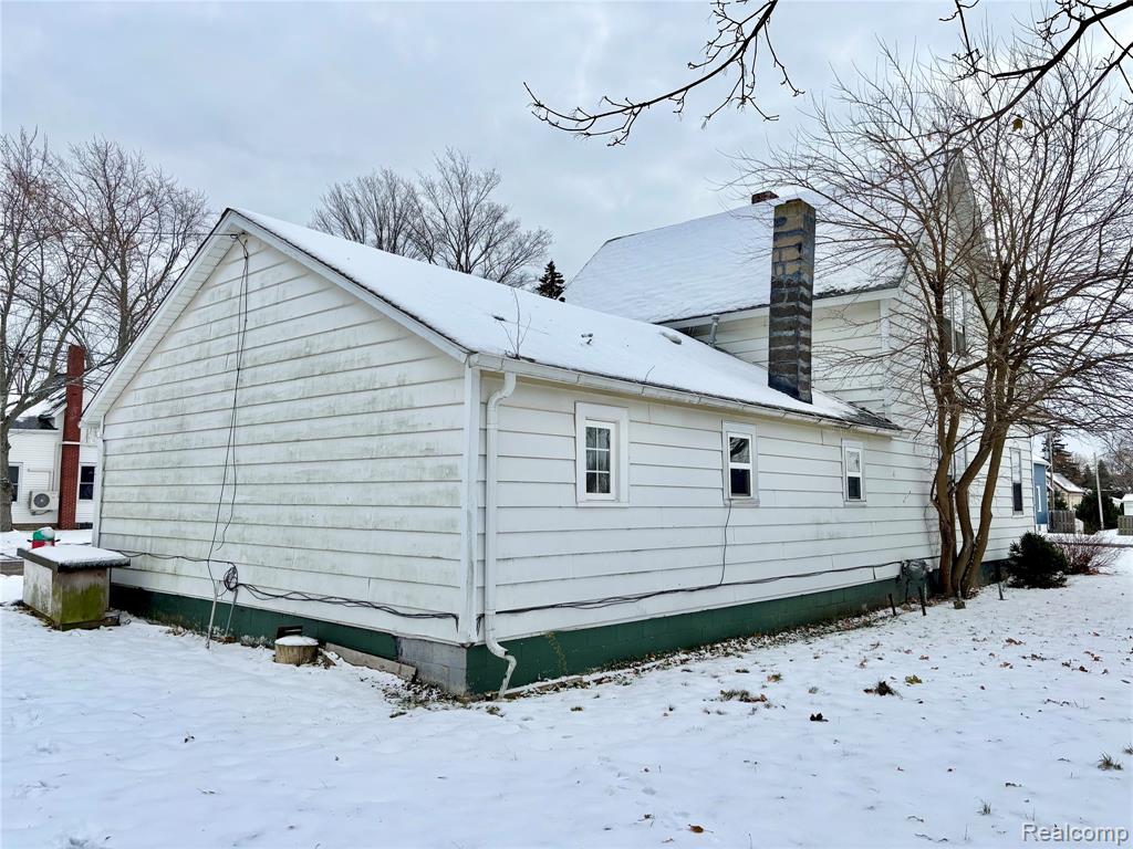 421 Lytle Avenue, Harbor Beach, MI 48441 — Photo 24