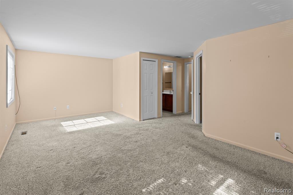 16251 TERRACE VILLAGE Drive, Taylor, MI 48180 — Photo 28