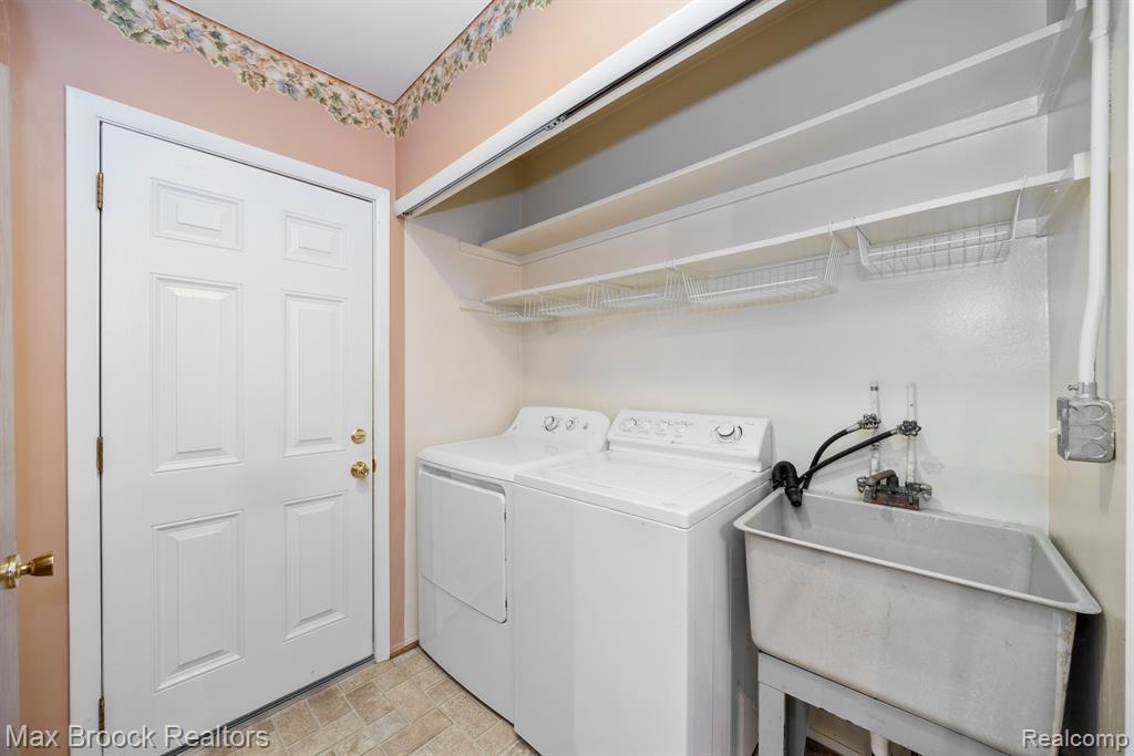4025 Auburn Drive, Royal Oak, MI 48073 — Photo 13