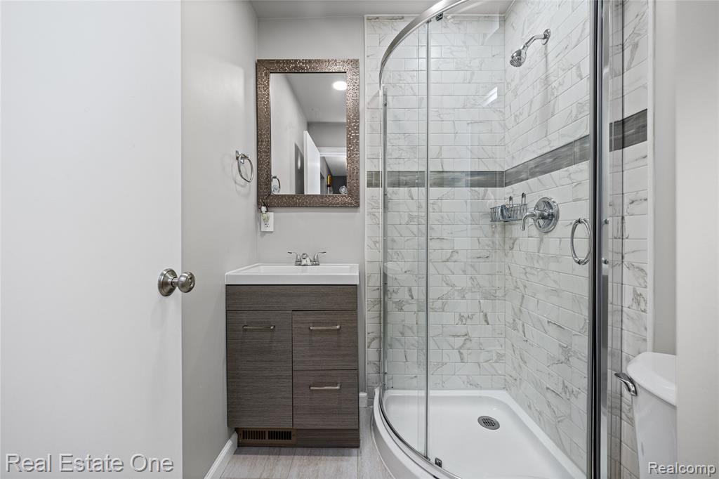 4313 Berkshire Road, Royal Oak, MI 48073 — Photo 30