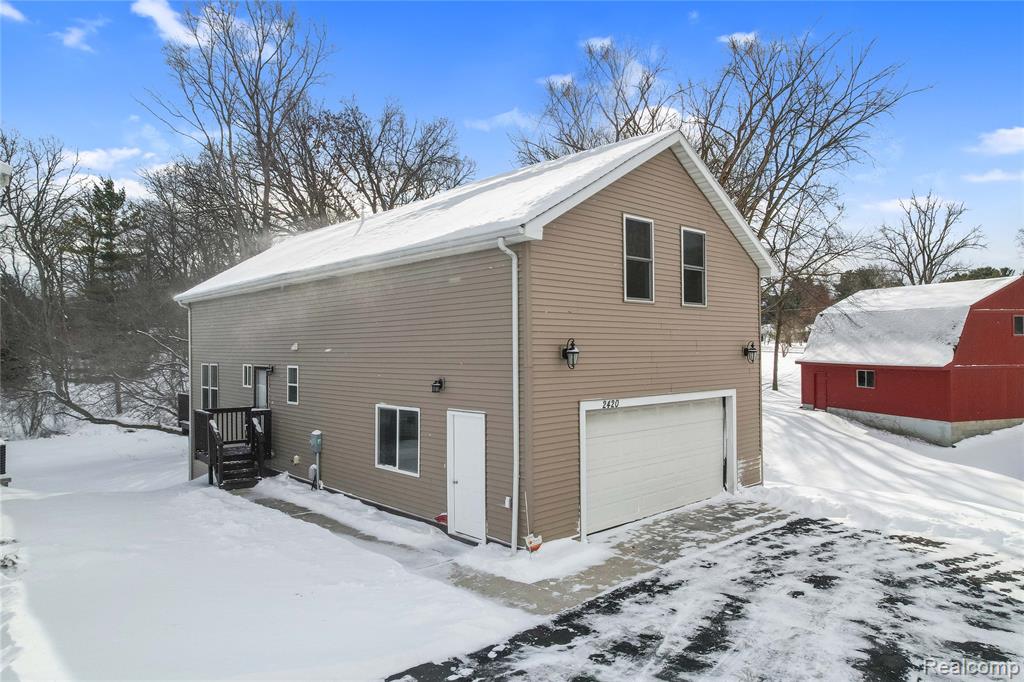 2420 Fisher Road, Howell, MI 48855 — Photo 29