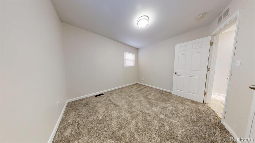 733 Livingston Avenue, Pontiac, MI 48340 — Photo 14