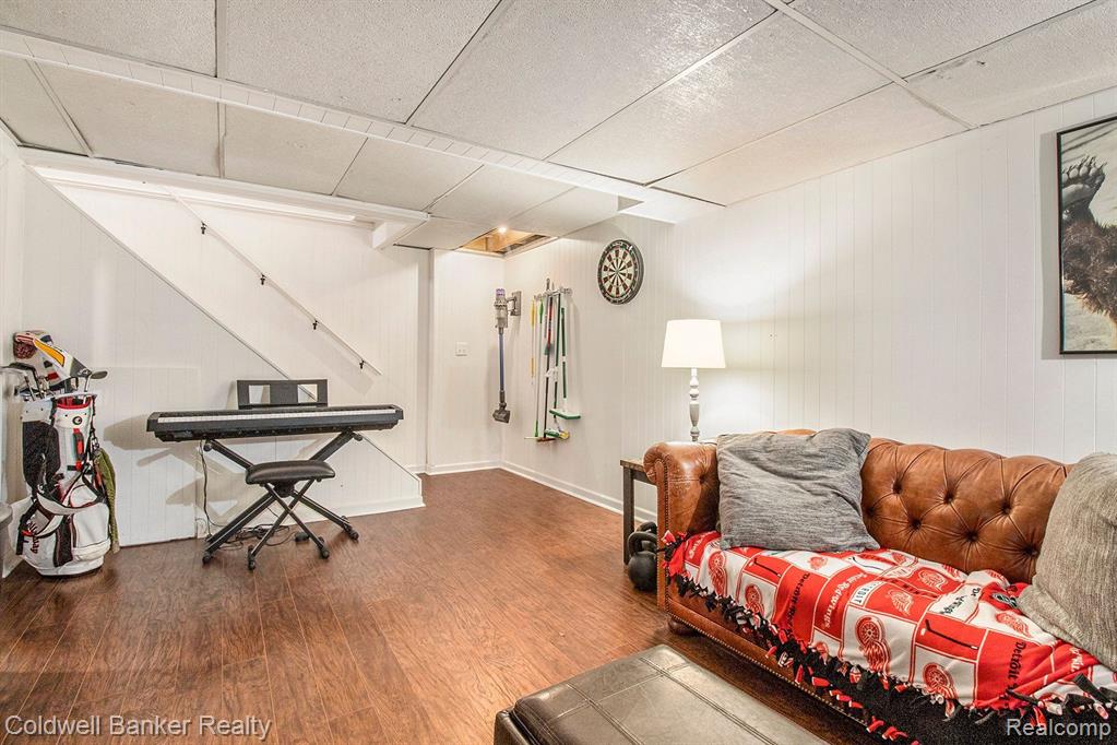1807 WICKHAM Street, Royal Oak, MI 48073 — Photo 22