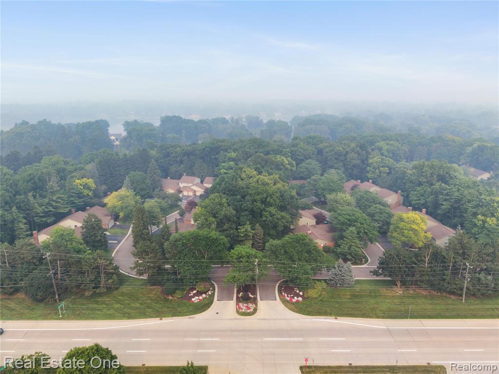 5584 N Adams Way, Bloomfield Hills, MI 48302 — Photo 58