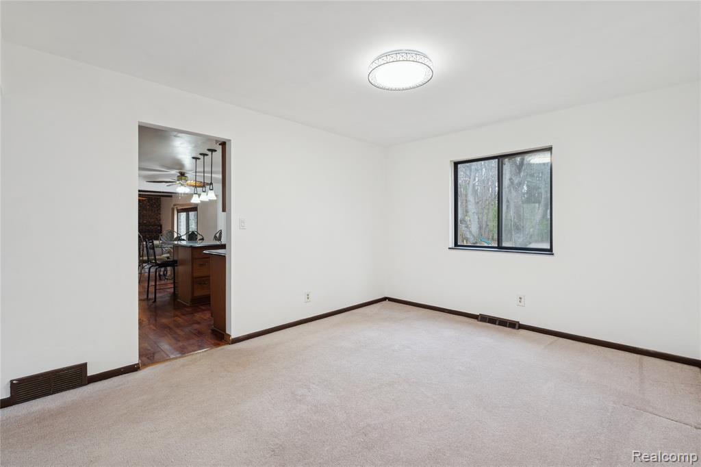 6570 Perryville Road, Holly, MI 48442 — Photo 15