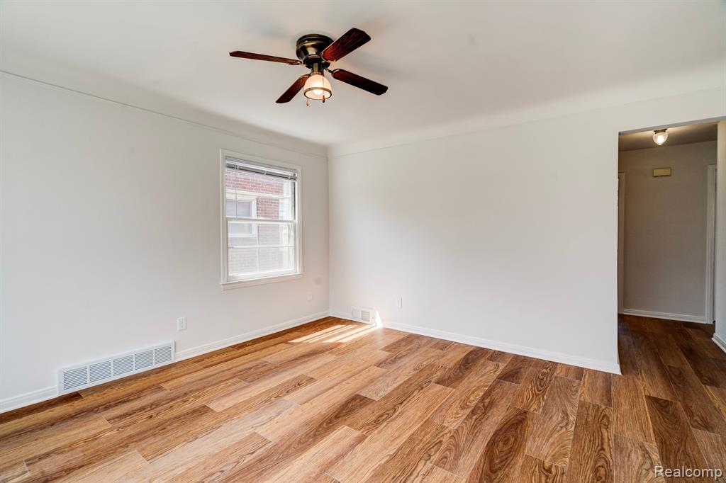 9543 WINSTON, Redford, MI 48239 — Photo 7