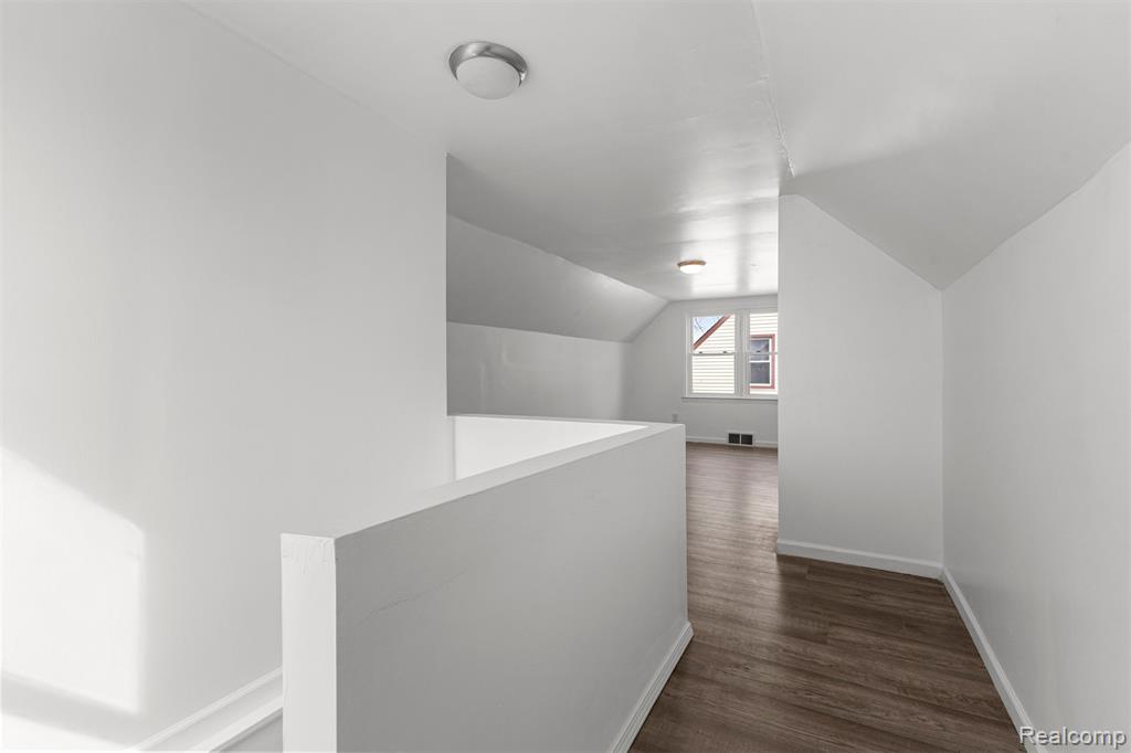 6872 Lathers Street, Garden City, MI — Photo 19