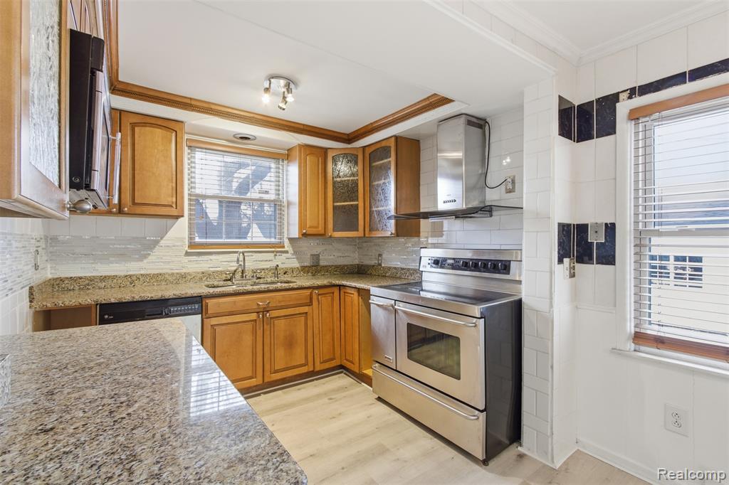 7758 Reuter Street, Dearborn, MI 48126 — Photo 10