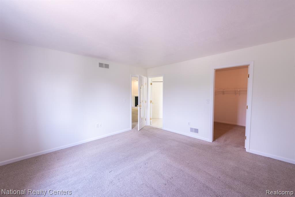 40772 WORTHINGTON Road, Canton, MI 48188 — Photo 14