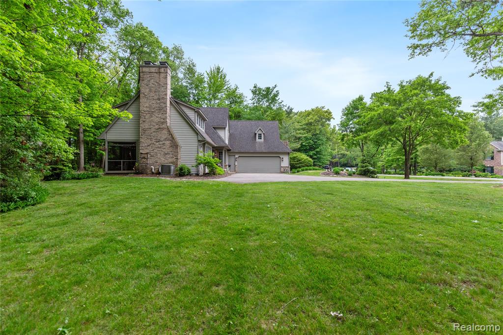 8268 Pine Lake Drive, Davisburg, MI 48350 — Photo 5