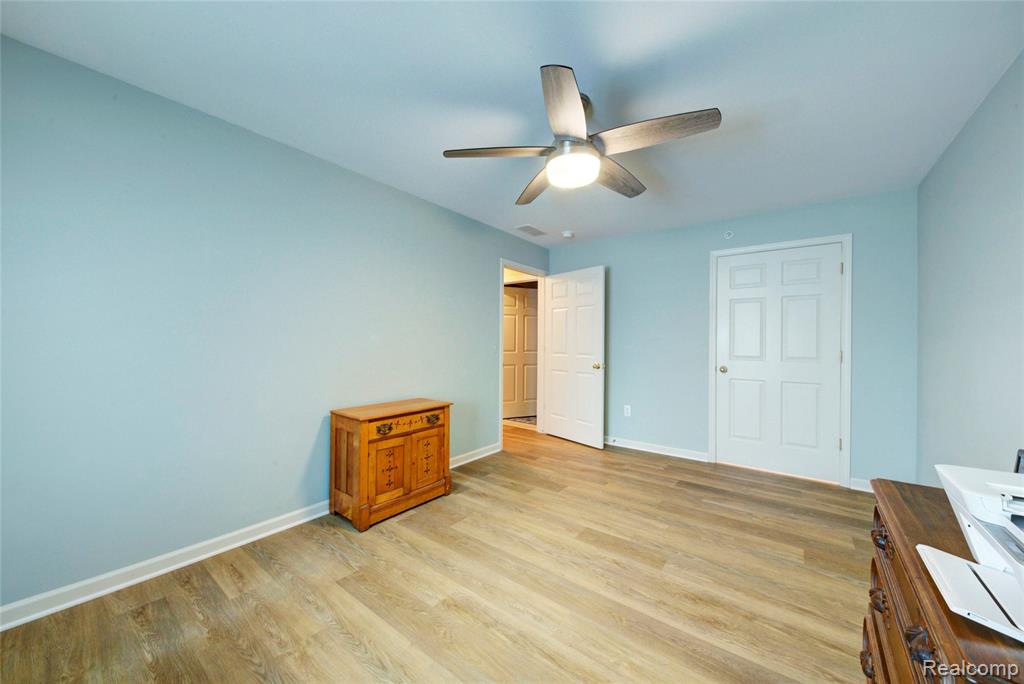 4357 Deeside Drive, Brighton, MI 48116 — Photo 17