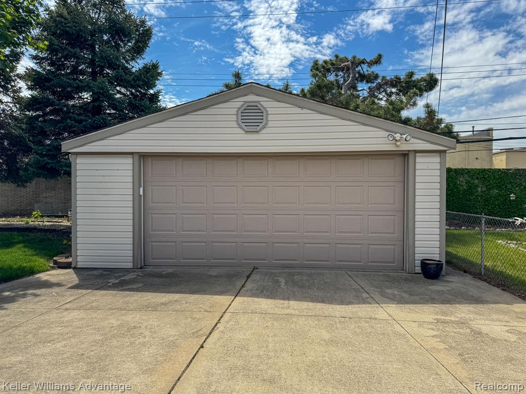 7339 N WILDWOOD Street, Westland, MI — Photo 22