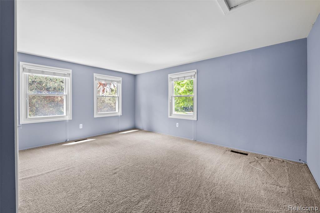 5138 Bayside Drive, Troy, MI 48098 — Photo 24