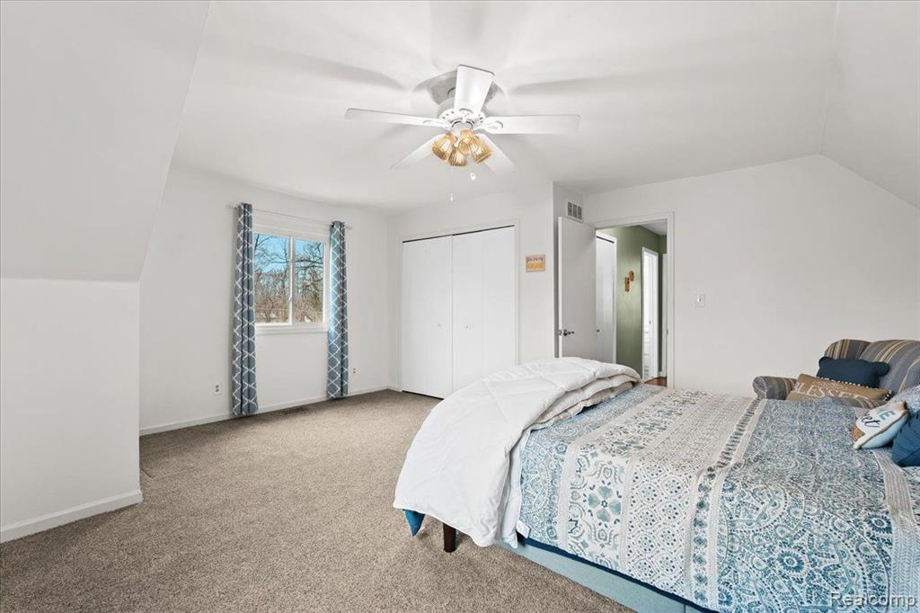 80 GROVELAND Drive, Howell, MI 48843 — Photo 17