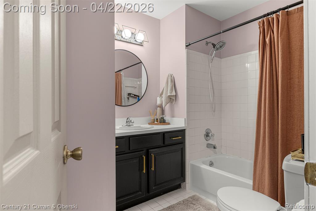41812 King Edward Court, Clinton Twp, MI 48038 — Photo 23