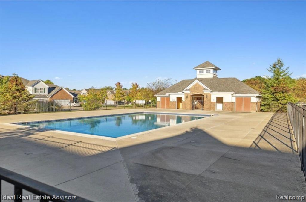 10274 CROSSVIEW Trail, Howell, MI 48855 — Photo 10