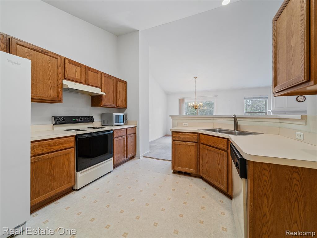 4203 Pond Run, Canton, MI 48188 — Photo 11
