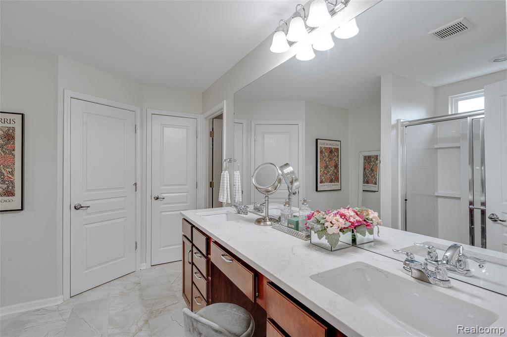 30065 Braeburn Street, New Hudson, MI 48165 — Photo 44