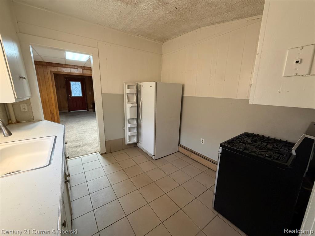 5692 Highview Street, Dearborn Heights, MI 48127 — Photo 5