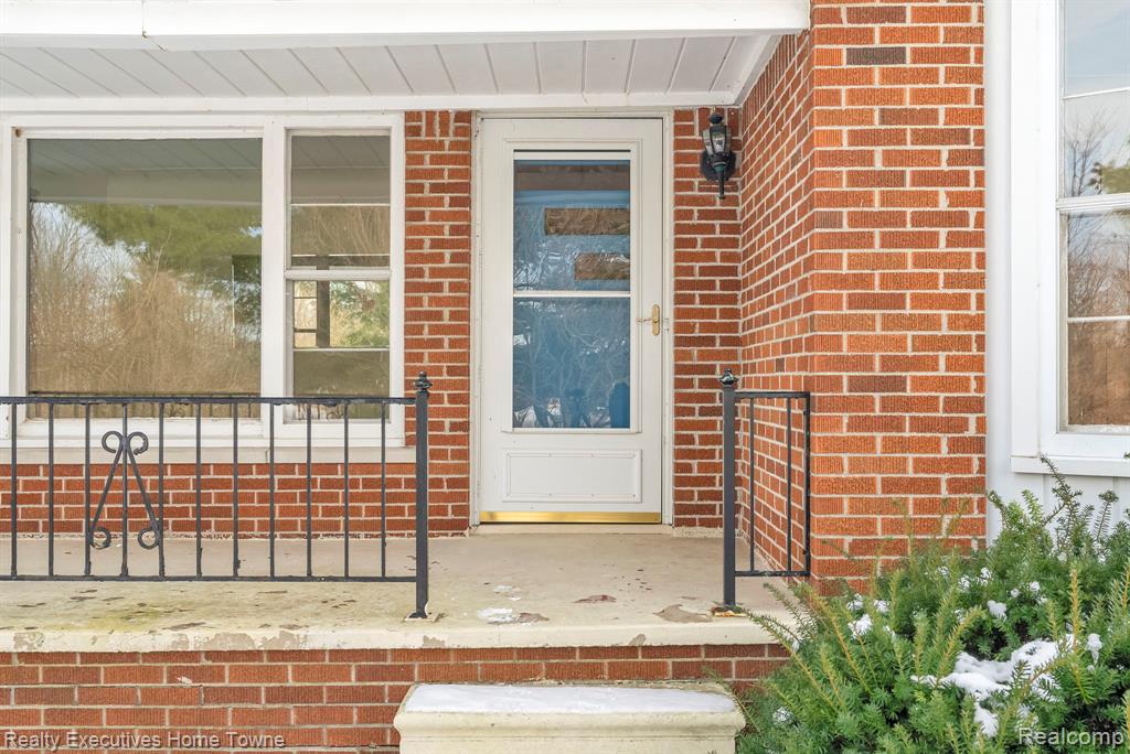 7305 Big Hand Road, St. Clair, MI 48079 — Photo 9