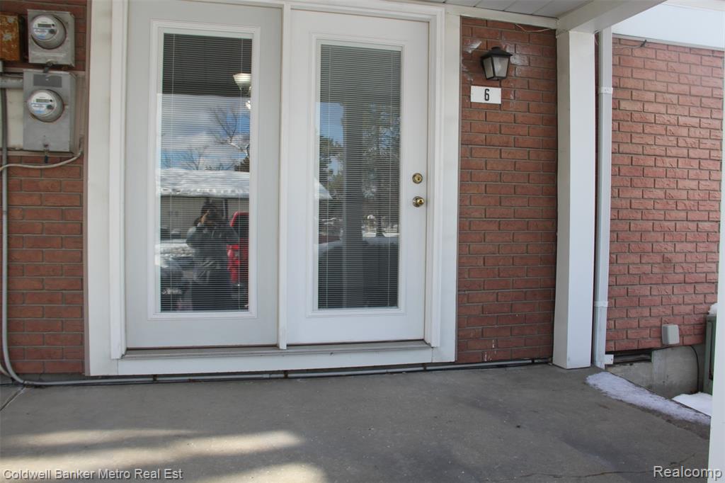 6 Beechwoode Lane, Pontiac, MI 48340 — Photo 12