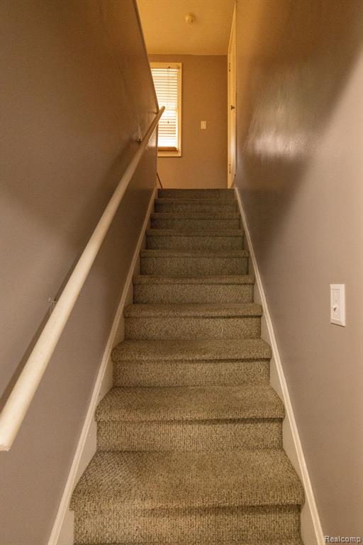 395 W CHESTERFIELD Street, Ferndale, MI 48220 — Photo 43