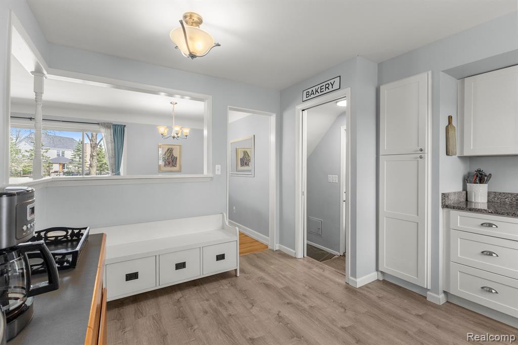 46910 CHERRY HILL Road, Canton, MI 48187 — Photo 11