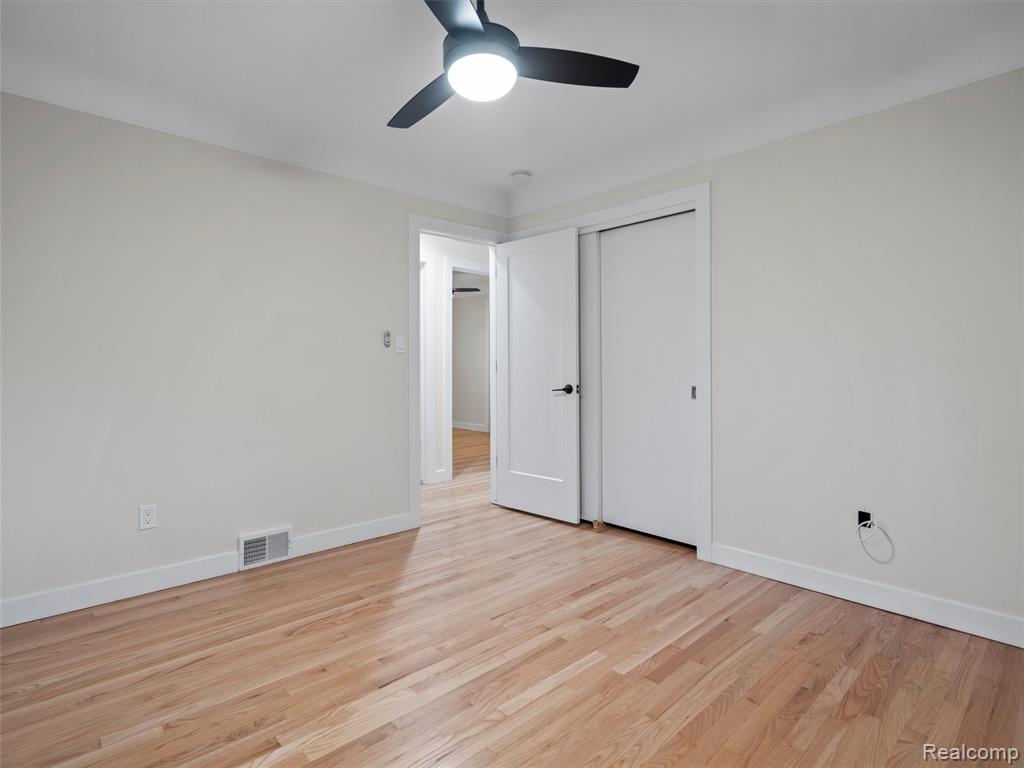 8211 Saint John Street, Utica, MI 48317 — Photo 17