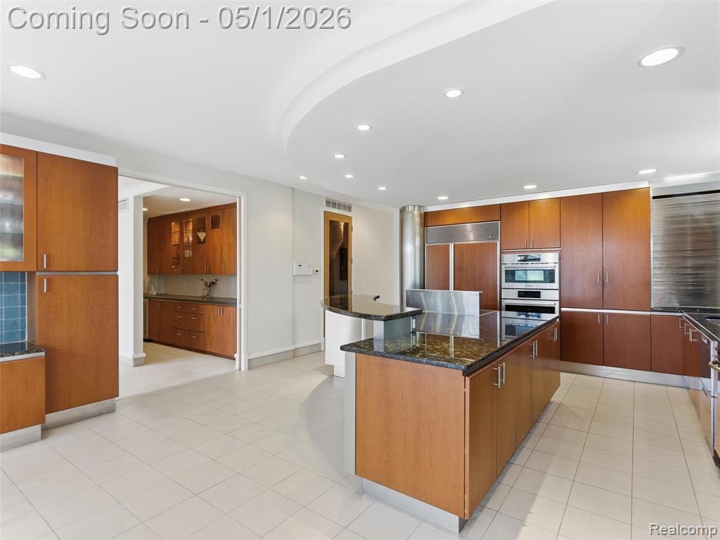 8390 Warwick Groves Court, Grand Blanc, MI 48439 — Photo 20