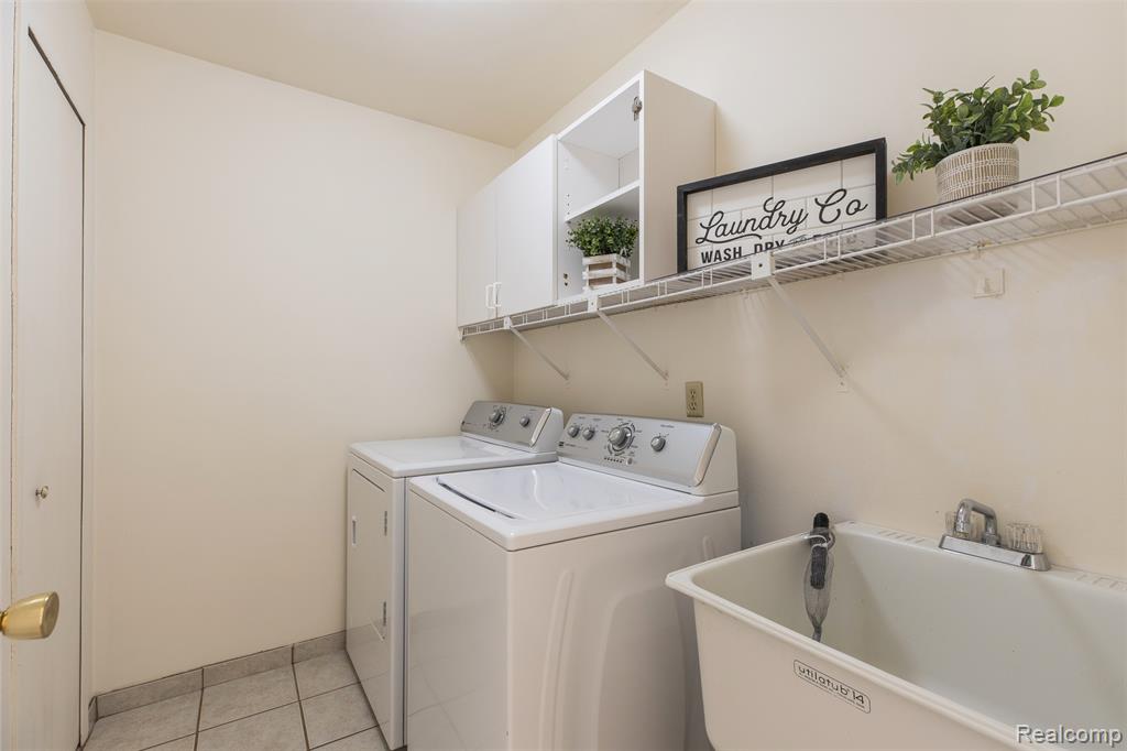 20940 E Glen Haven Circle, 46, Northville, MI 48167 — Photo 17