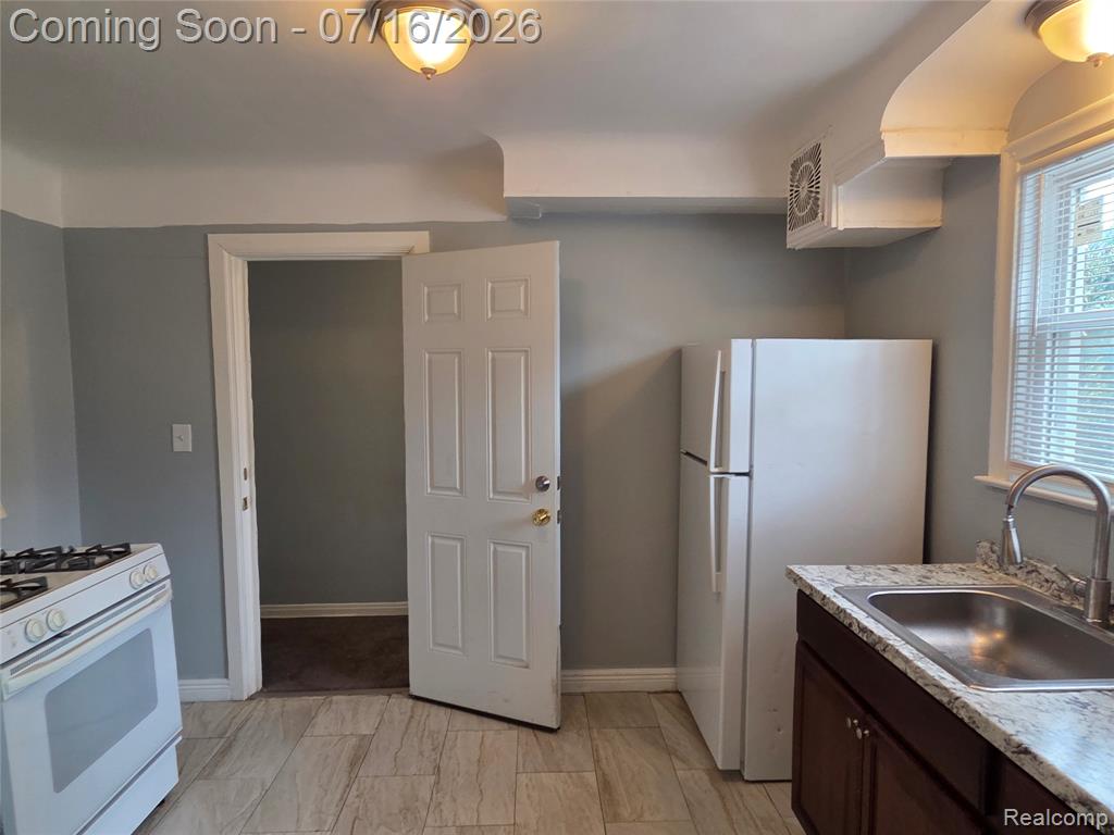 5927 Balfour Road, Detroit, MI 48224 — Photo 9