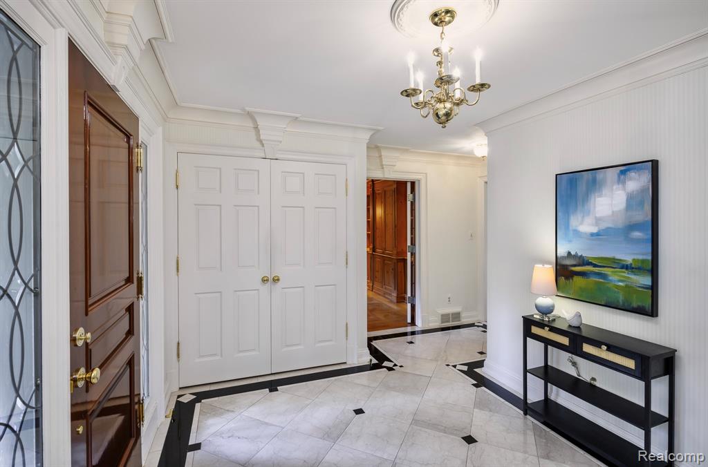 4269 N Willoway Estates Court, Bloomfield Hills, MI 48302 — Photo 2