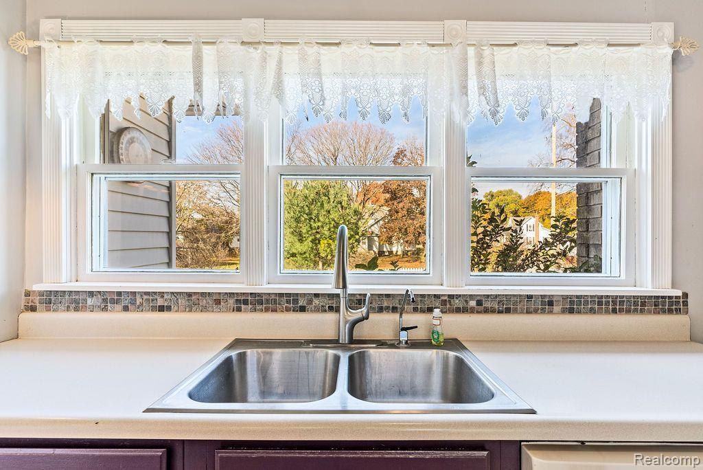 506 S CENTER Street, Stockbridge, MI 49285 — Photo 16