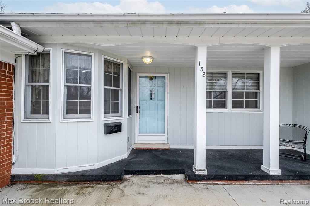 138 S Cranbrook Cross Road, Bloomfield Hills, MI 48301 — Photo 7