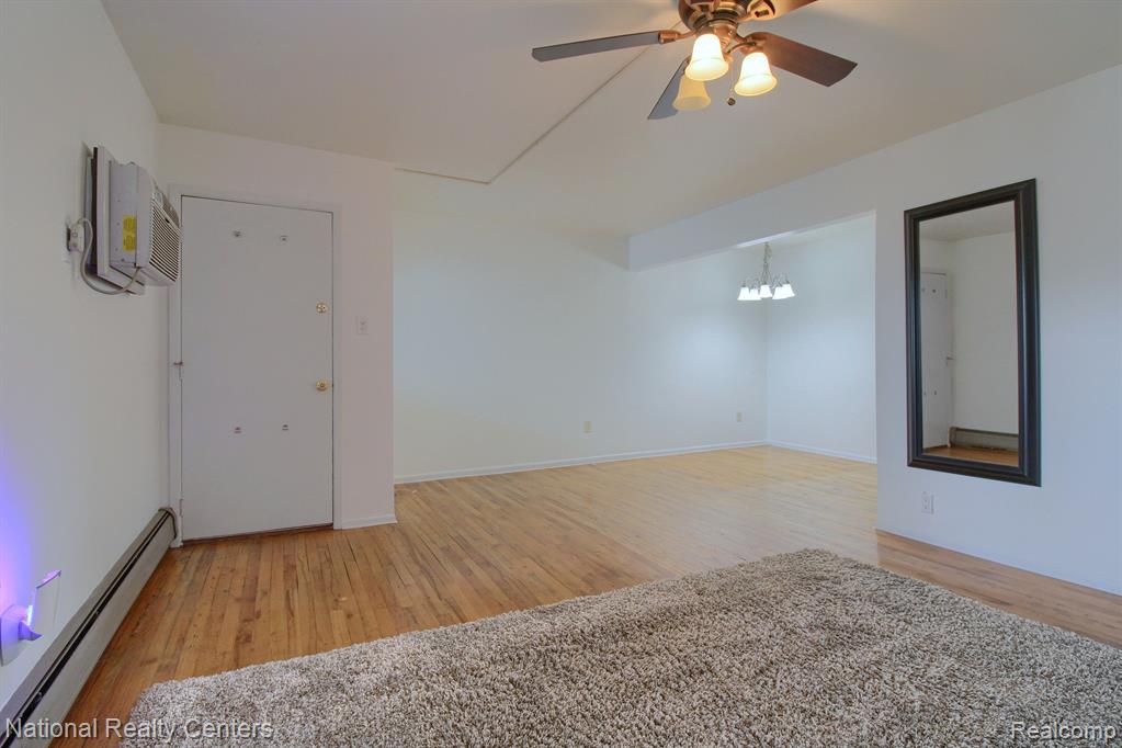 3421 HILLSIDE Drive, 23, Royal Oak, MI 48073 — Photo 8