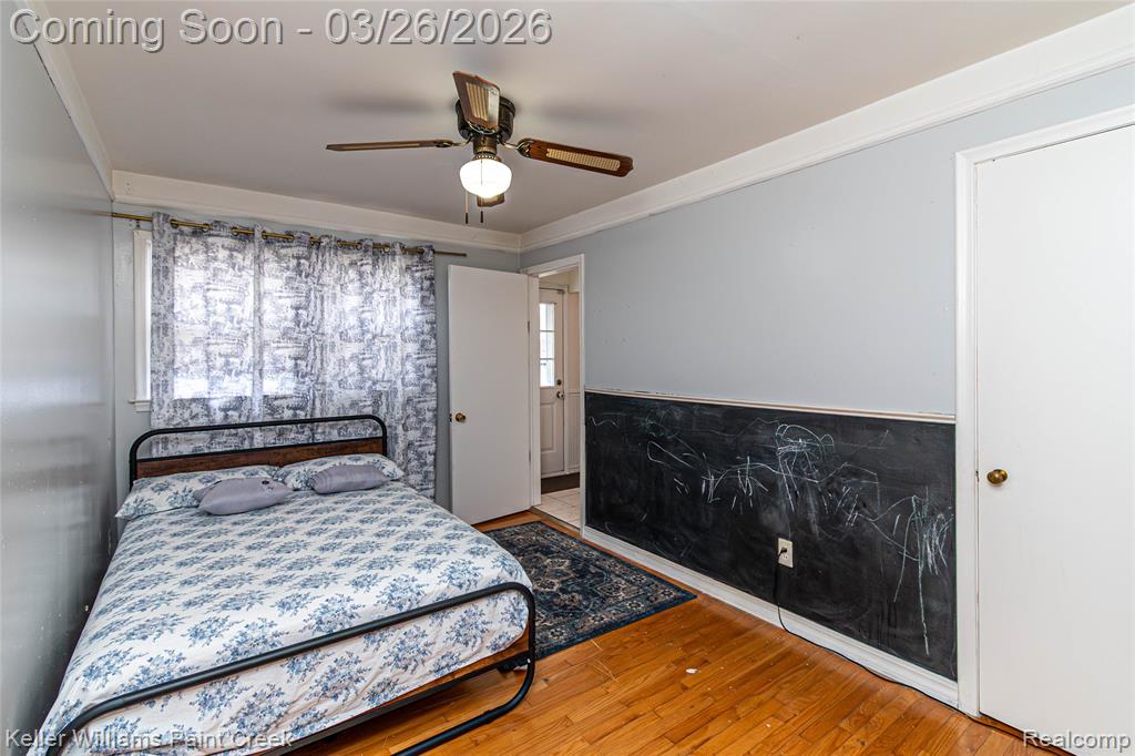 8250 Arnold Street, Dearborn Heights, MI 48127 — Photo 20