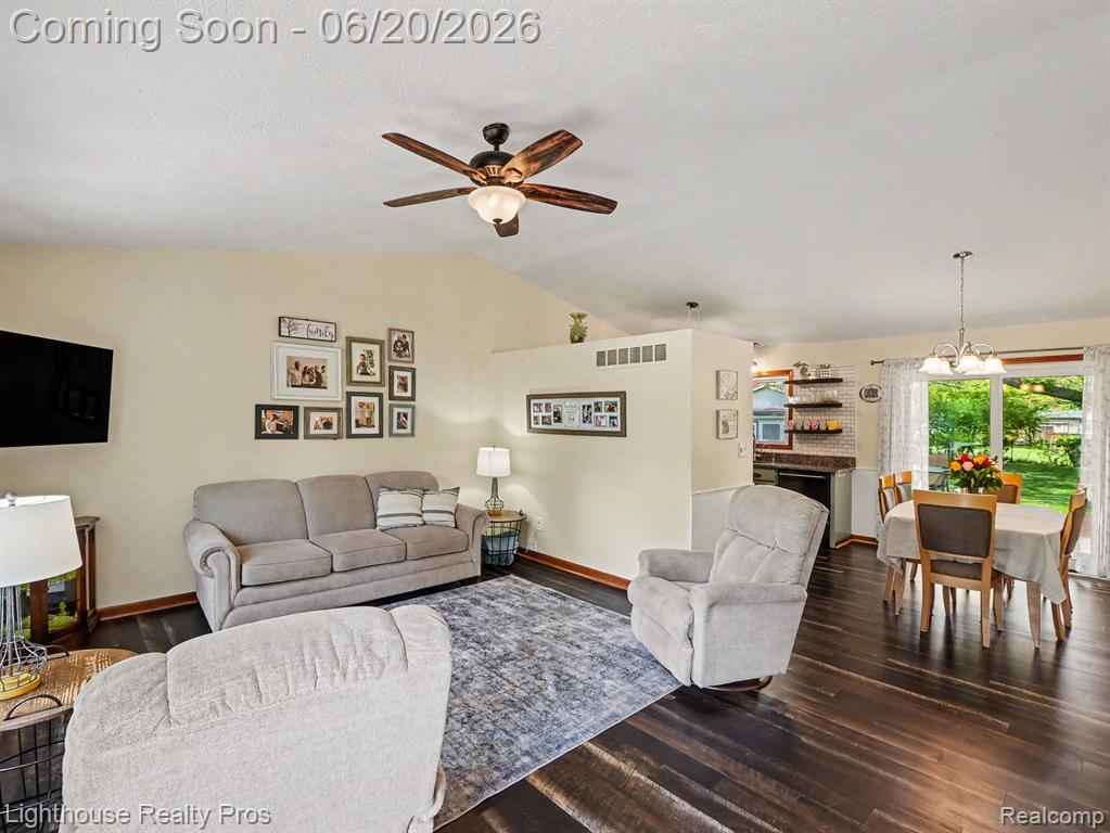 600 6 Mile Road, Whitmore Lake, MI 48189 — Photo 7