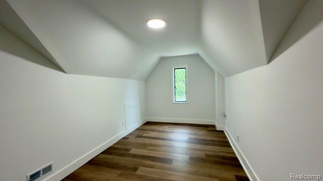 5535 Yorkshire Road, Detroit, MI 48224 — Photo 17