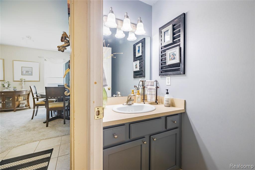 52657 Huntley Avenue, New Baltimore, MI 48047 — Photo 11
