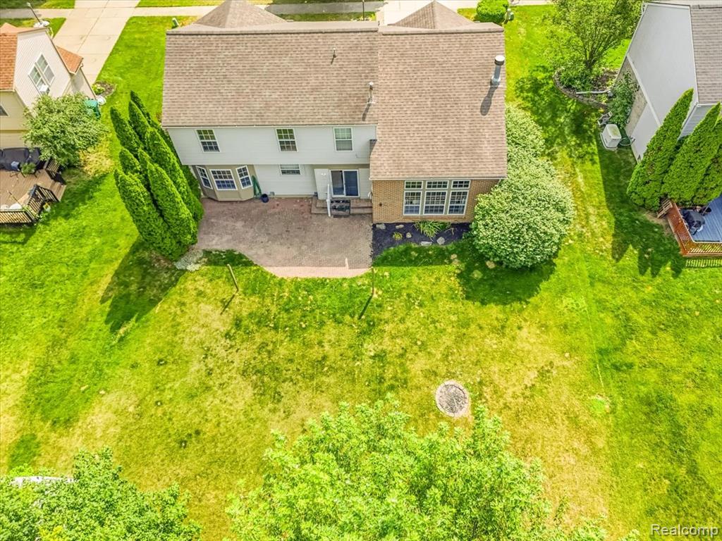 14642 Wildbrook Drive, Belleville, MI 48111 — Photo 13