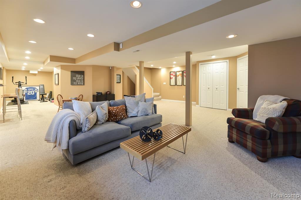 843 WESTHILLS Drive, South Lyon, MI 48178 — Photo 26