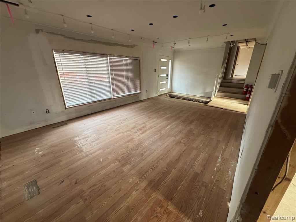 6221 W Maple Road, West Bloomfield, MI — Photo 14
