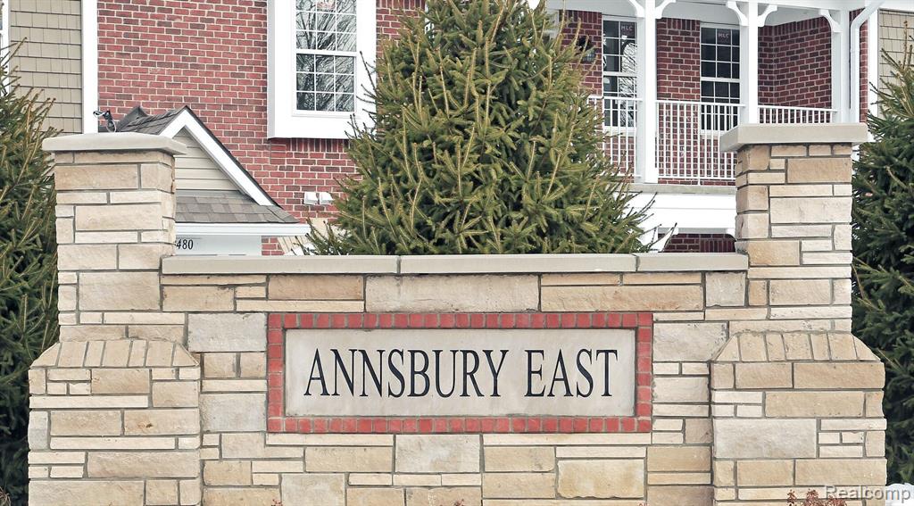 8249 Annsbury Circle, Shelby Twp, MI 48316 — Photo 14