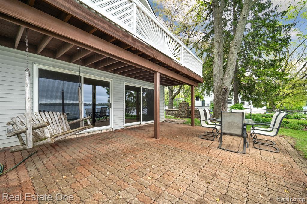 10194 Elmcrest Road, Whitmore Lake, MI 48189 — Photo 25