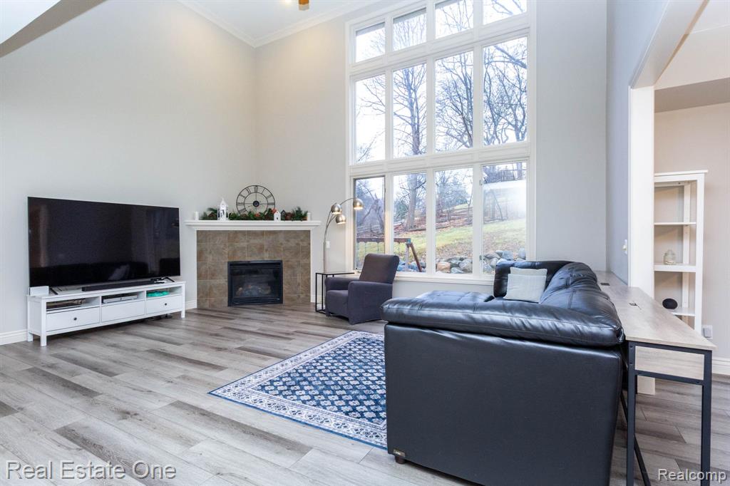6536 Chatham Circle, Rochester Hills, MI 48306 — Photo 7